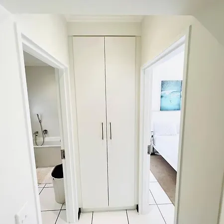 Quebec Apartments - Fully Furnished & Equipped 1 Bedroom Apartment Sandton Exterior photo