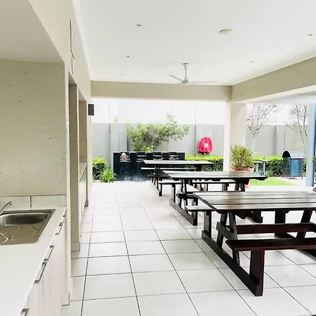 Quebec Apartments - Fully Furnished & Equipped 1 Bedroom Apartment Sandton Exterior photo