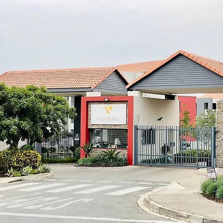 Quebec Apartments - Fully Furnished & Equipped 1 Bedroom Apartment Sandton Exterior photo