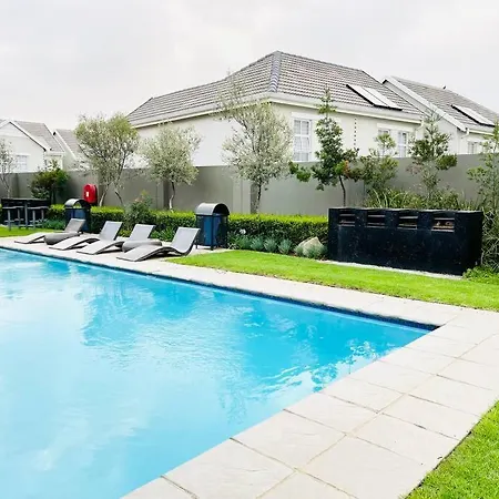 Quebec Apartments - Fully Furnished & Equipped 1 Bedroom Apartment Sandton Exterior photo