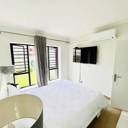 Quebec Apartments - Fully Furnished & Equipped 1 Bedroom Apartment Sandton Exterior photo